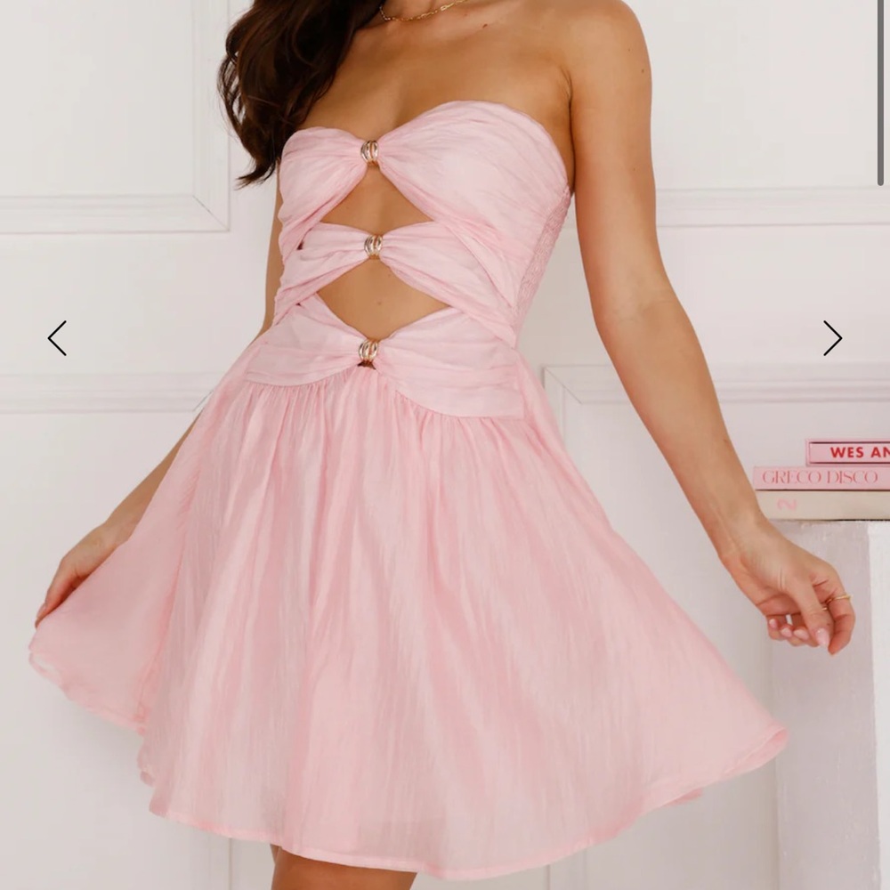 Hello Molly✨Strapless Mini Dress
